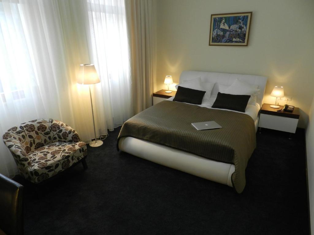 Boutique Hotel Kotoni Tirana Kültér fotó
