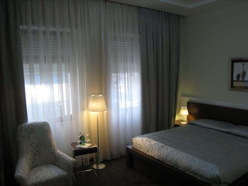 Boutique Hotel Kotoni Tirana Szoba fotó