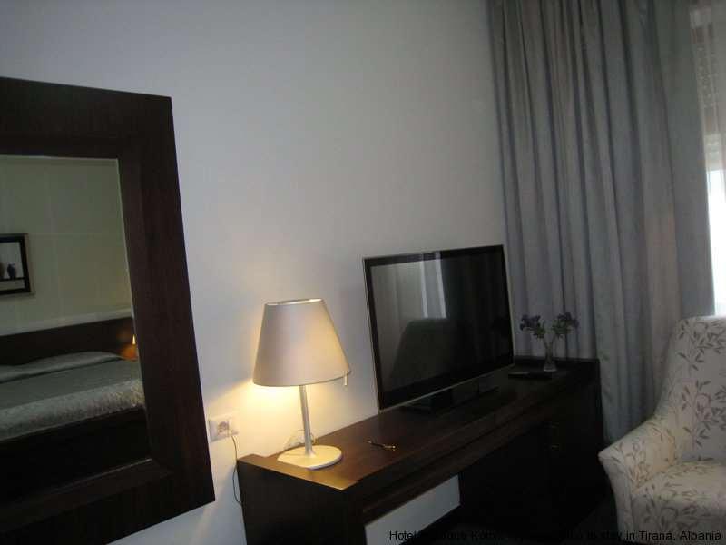 Boutique Hotel Kotoni Tirana Szoba fotó