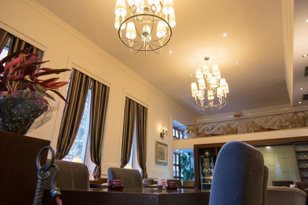 Boutique Hotel Kotoni Tirana Kültér fotó