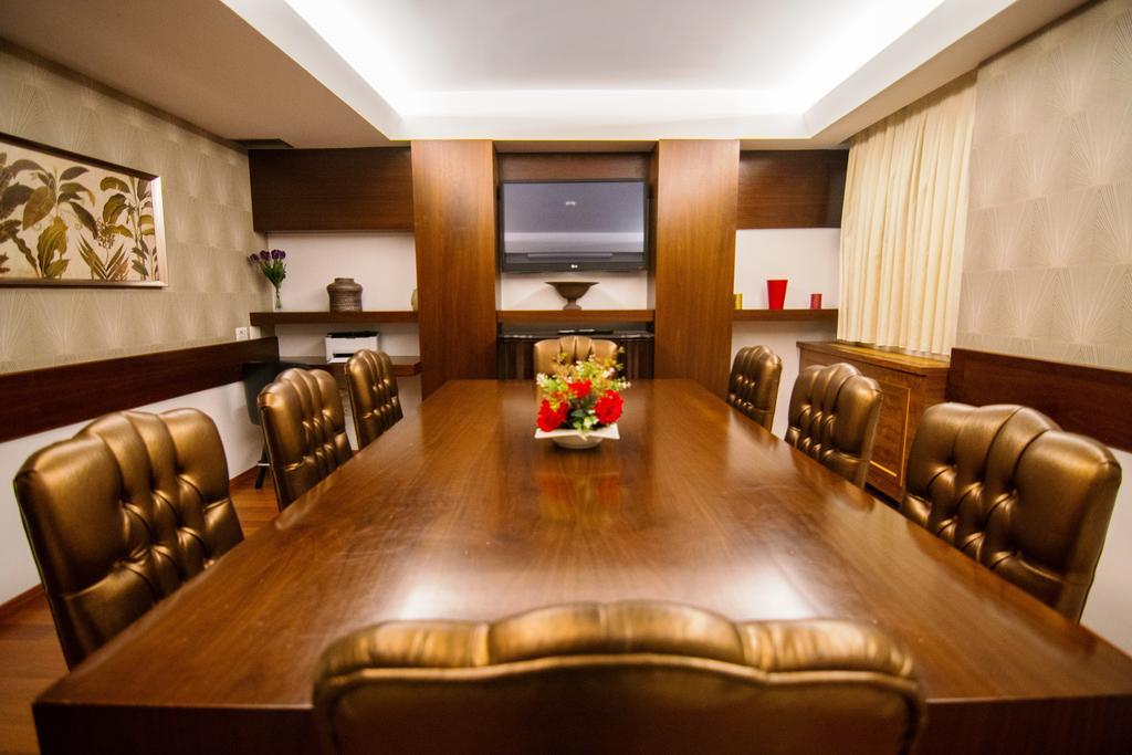 Boutique Hotel Kotoni Tirana Kültér fotó